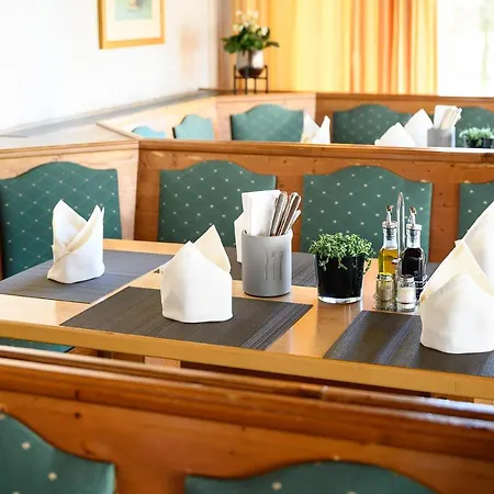 Olympia Schiessanlage Hotel